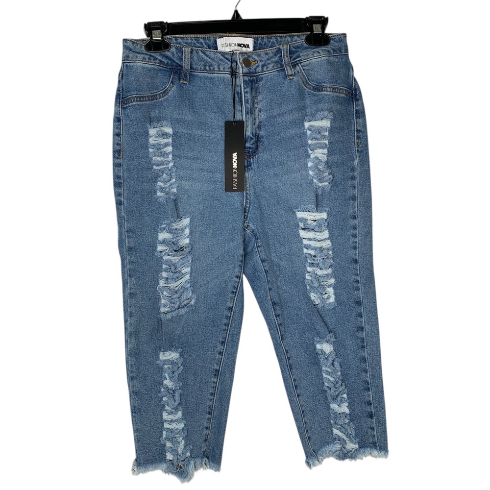 Fashion Nova NWT Distressed Jeans Blue Belt Loops 5 Working Pockets Size Junior9